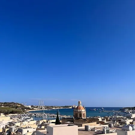 3 Bedroom Penthouse Marsaxlokk