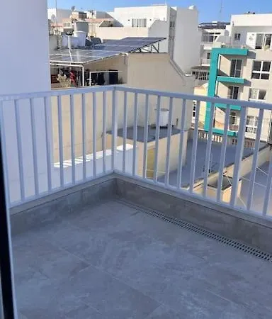 3 Bedroom Penthouse Марсашлокк